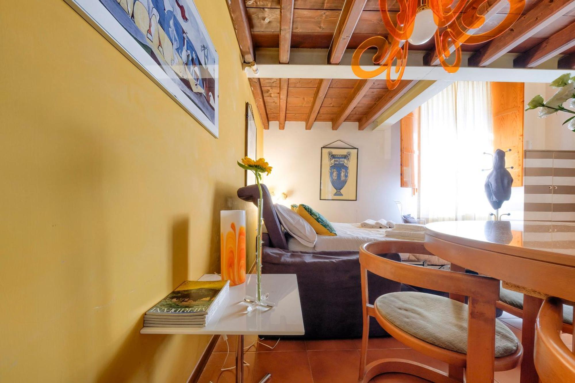 Apartamento La Casa Di Dante Alighieri Florencia